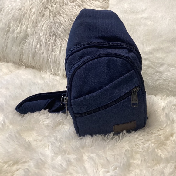 Jing Pin Women Sling Bag, Size Medium, Color Blue - Picture 1 of 2
